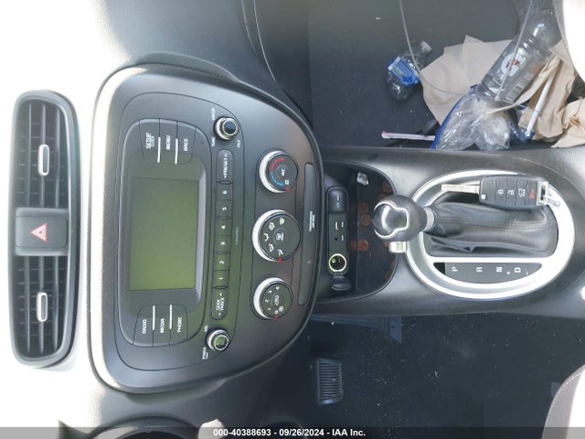 KIA Soul 2018 KNDJN2A23J7900126 Image 11