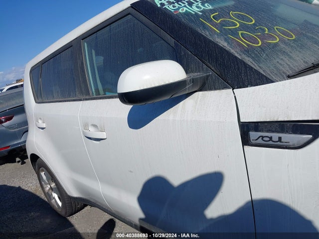 KIA Soul 2018 KNDJN2A23J7900126 Image 14