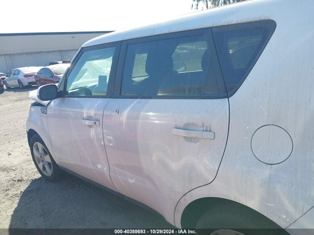 KIA Soul 2018 KNDJN2A23J7900126 Image 15