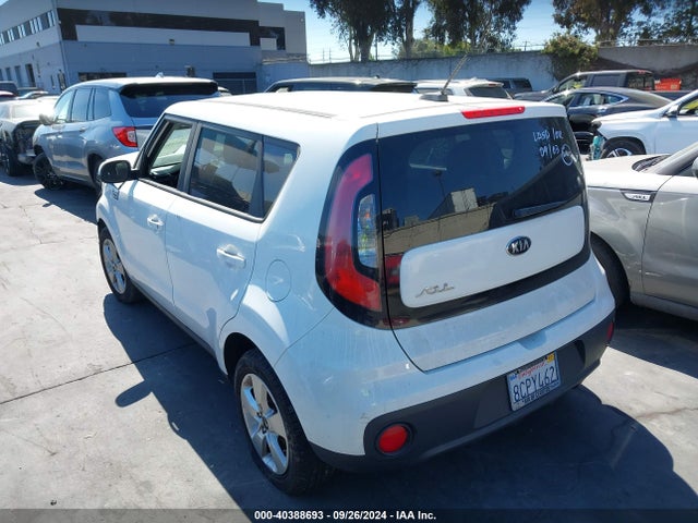 KIA Soul 2018 KNDJN2A23J7900126 Image 3