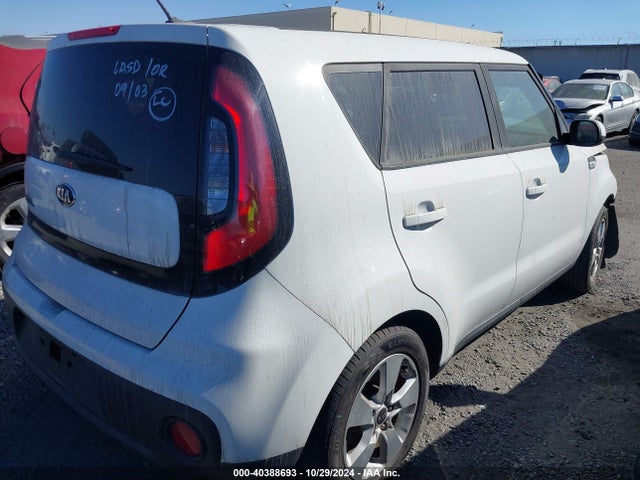 KIA Soul 2018 KNDJN2A23J7900126 Image 4
