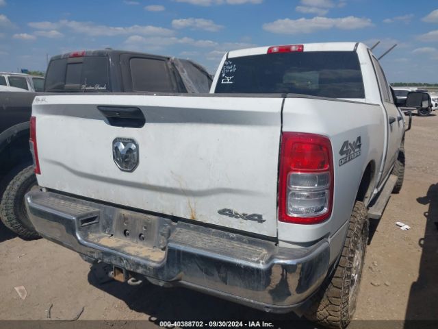 3C6UR5CL3KG514683 RAM 2500 Tradesman  4x4 6'4 Box