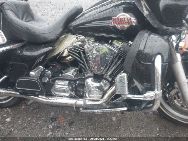 2005 HARLEY-DAVIDSON FLHTCUI 1HD1FCW1X5Y633794 Photo 7