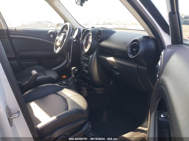 2013 MINI COUNTRYMAN WMWZC3C5XDWP21658 Photo 4