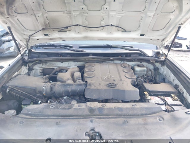 JTEZU5JR8E5081325 Toyota 4runner Limited