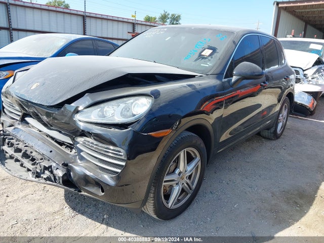 2011 PORSCHE CAYENNE WP1AB2A28BLA52342 Photo 1