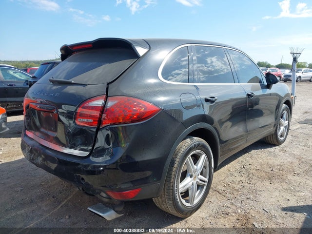 2011 PORSCHE CAYENNE WP1AB2A28BLA52342 Photo 3