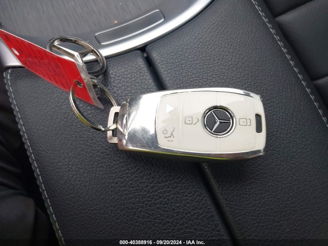 W1KWF8EB8MR631068 Mercedes-Benz C 300 4matic