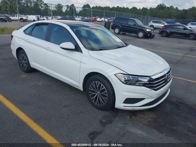 2019 3VWCB7BU5KM177477 main image