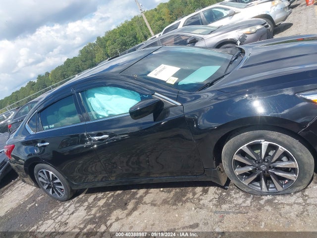 Nissan Altima 2.5 Sv 2018 1N4AL3AP2JC203986 Image 13
