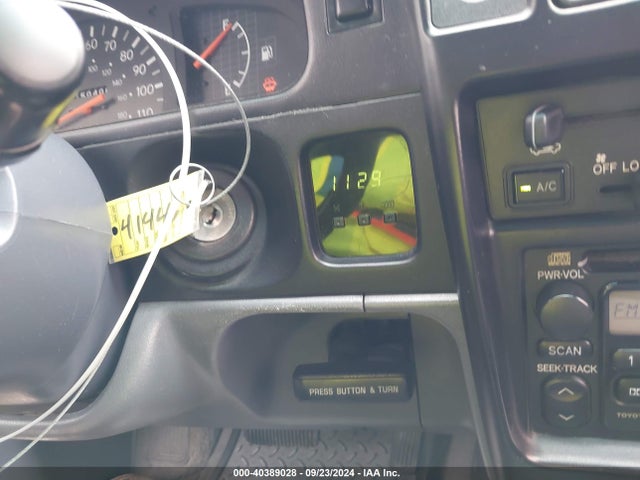40389028 :رقم المزاد ، 4TASN92N1YZ620740 vin ، 2000 Toyota Tacoma Prerunner V6 مزاد بيع