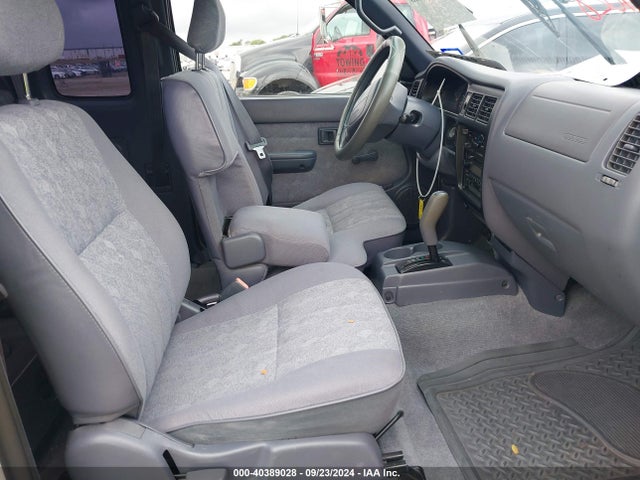 40389028 :رقم المزاد ، 4TASN92N1YZ620740 vin ، 2000 Toyota Tacoma Prerunner V6 مزاد بيع