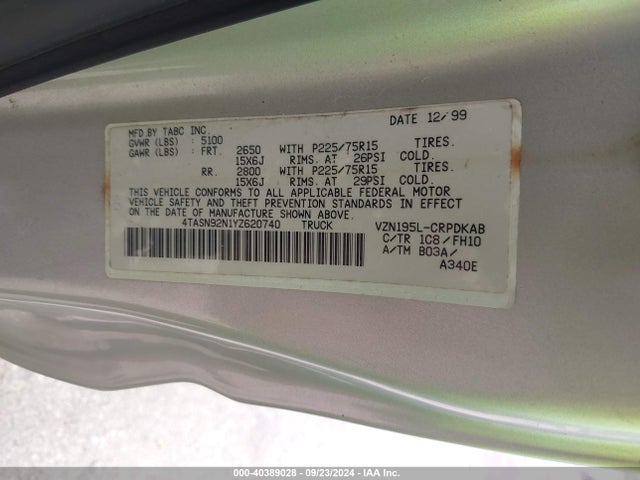 40389028 :رقم المزاد ، 4TASN92N1YZ620740 vin ، 2000 Toyota Tacoma Prerunner V6 مزاد بيع