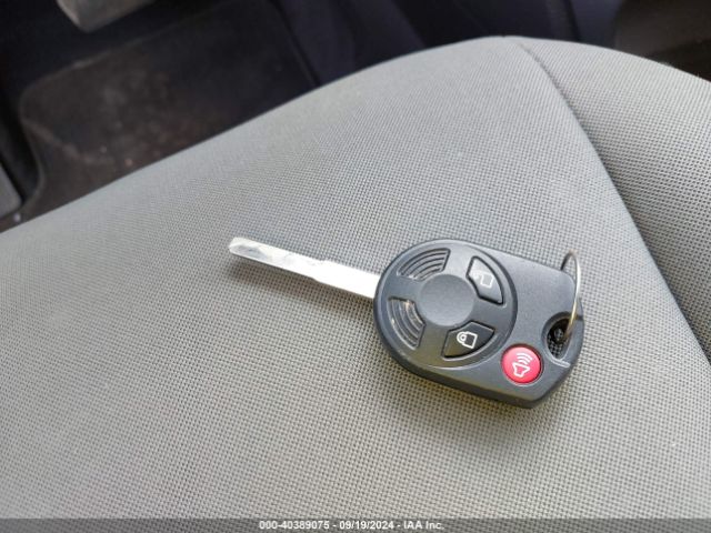 1FMCU9GXXFUA01050 Ford ESCAPE SE