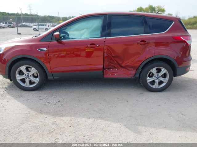 1FMCU9GXXFUA01050 Ford ESCAPE SE