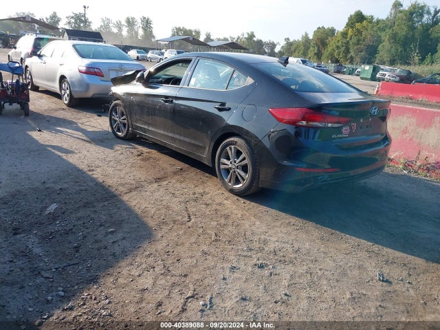 Hyundai ELANTRA SE 2017 5NPD84LF1HH070588 Image 3
