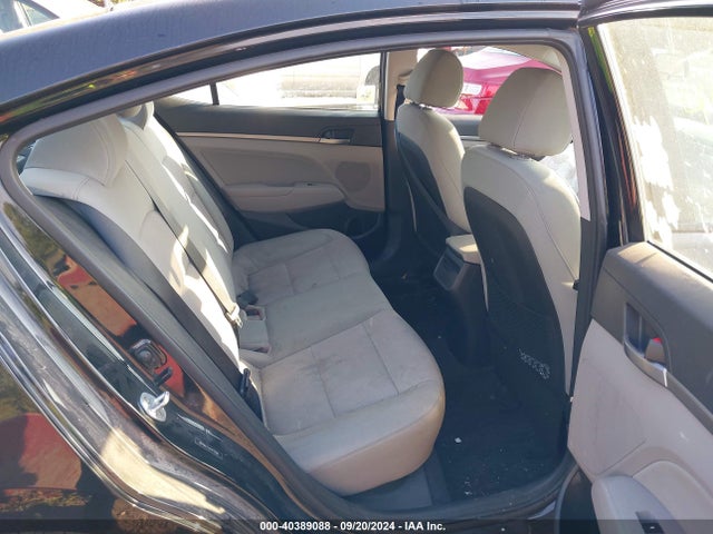 Hyundai ELANTRA SE 2017 5NPD84LF1HH070588 Image 8