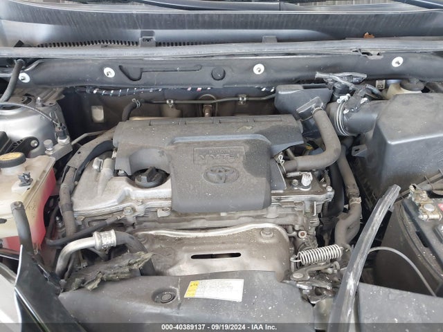 Toyota Rav4 Xle 2017 2T3WFREVXHW370641 Image 10