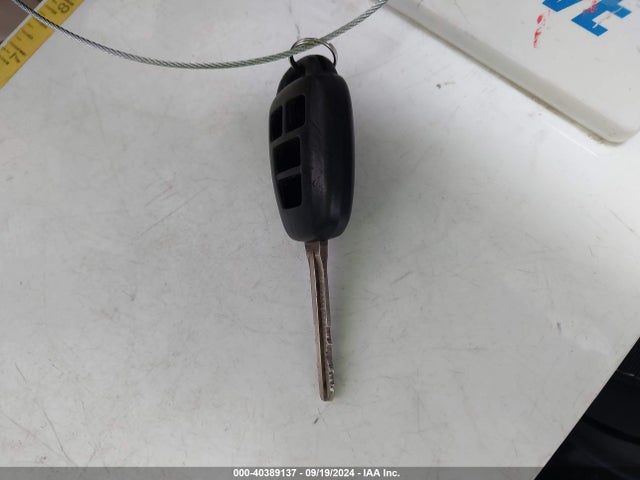 Toyota Rav4 Xle 2017 2T3WFREVXHW370641 Image 11