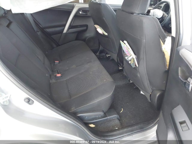 Toyota Rav4 Xle 2017 2T3WFREVXHW370641 Image 8