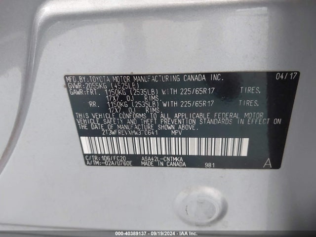 Toyota Rav4 Xle 2017 2T3WFREVXHW370641 Image 9