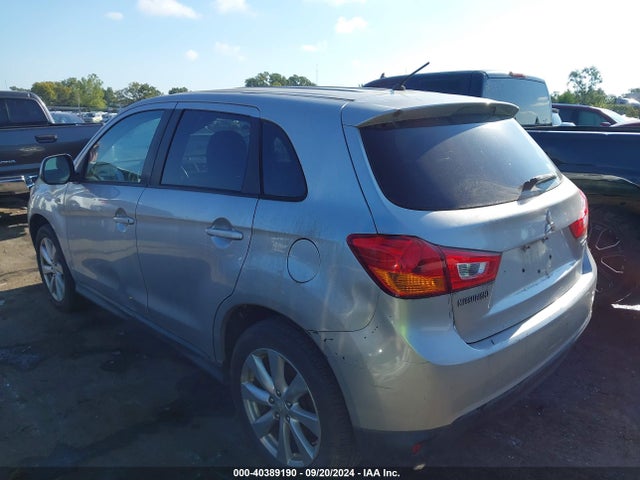 2013 MITSUBISHI OUTLANDER SPORT 4A4AP3AU7DE015308 Photo 2