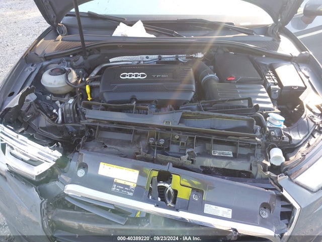 2018 AUDI A3 WAUB8GFF4J1007399 Photo 9