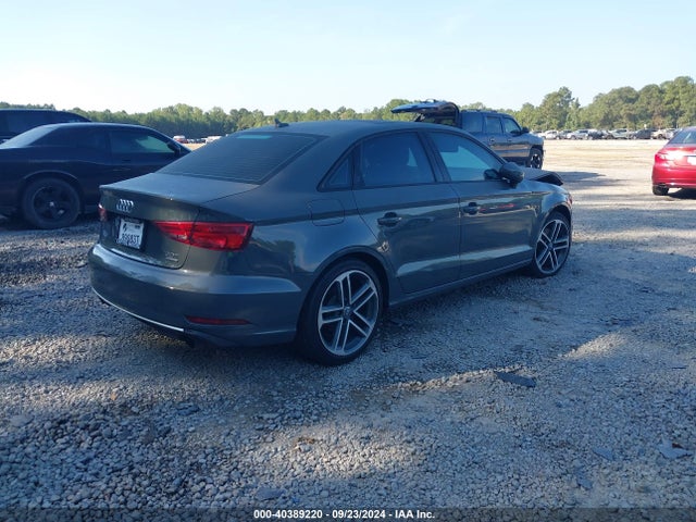 2018 AUDI A3 WAUB8GFF4J1007399 Photo 3