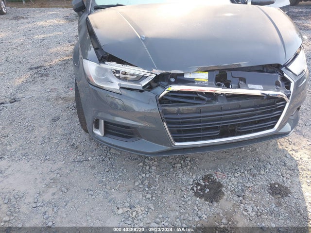 2018 AUDI A3 WAUB8GFF4J1007399 Photo 5