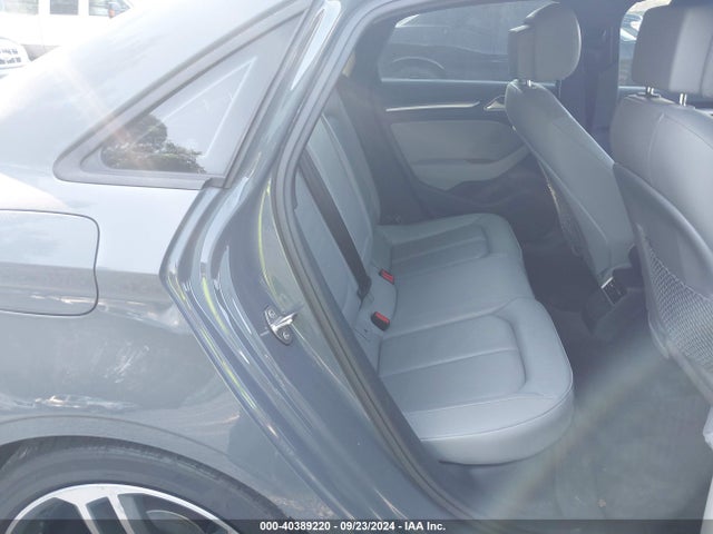 2018 AUDI A3 WAUB8GFF4J1007399 Photo 7