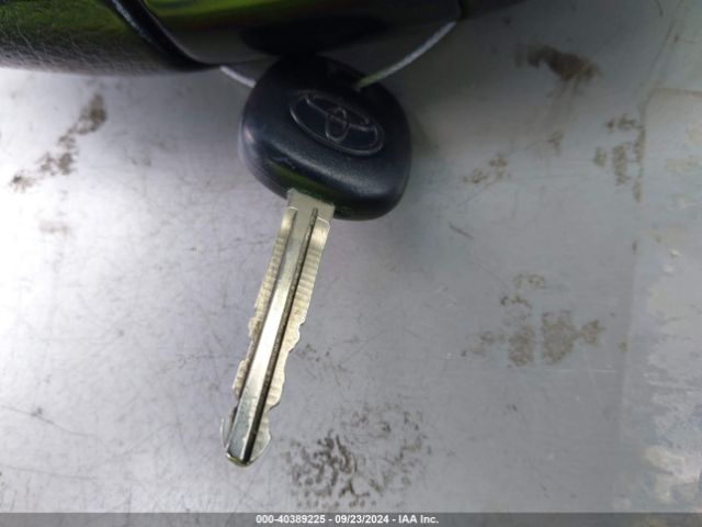 5TFRX5GN8HX096223 Toyota Tacoma Sr