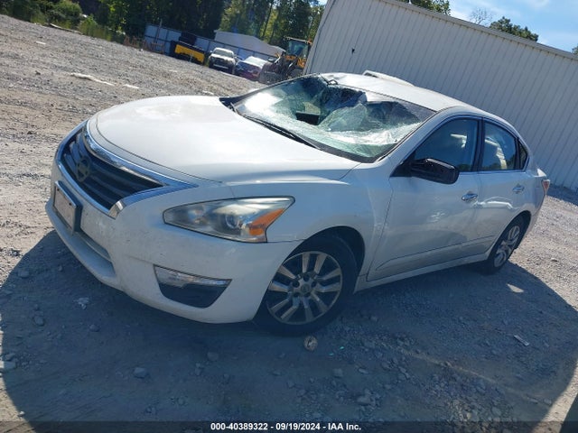 Nissan Altima 2.5 S 2015 1N4AL3AP4FN386447 Image 2