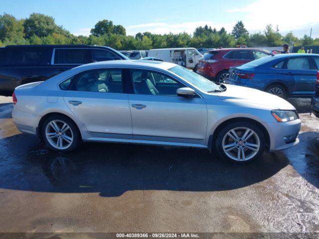 1VWBV7A32FC085780 Volkswagen Passat 2.0l Tdi Se