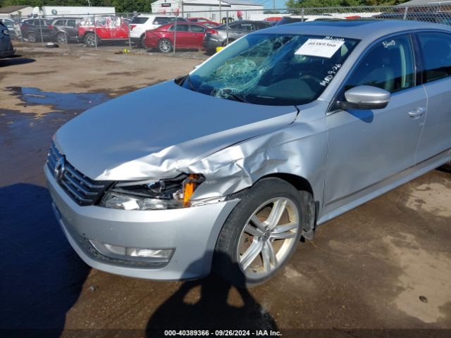 1VWBV7A32FC085780 Volkswagen Passat 2.0l Tdi Se
