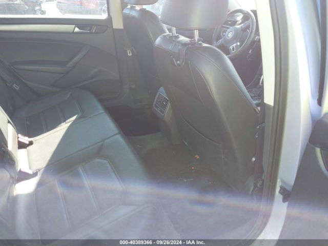 1VWBV7A32FC085780 Volkswagen Passat 2.0l Tdi Se