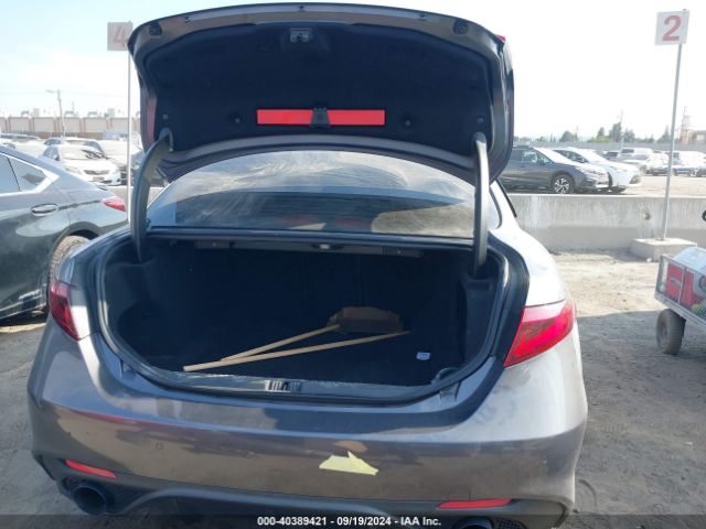 ZARFAECN9H7540483 Alfa Romeo Giulia Ti Rwd