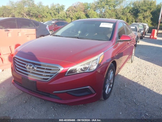 Hyundai Sonata 2016 5NPE24AF9GH404485 Image 2