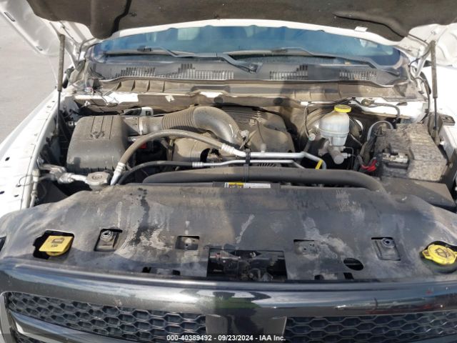 1C6RR7MT7HS831108 RAM 1500 Night  4x4 5'7 Box