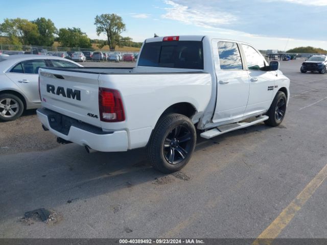 1C6RR7MT7HS831108 RAM 1500 Night  4x4 5'7 Box