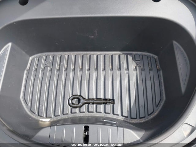 2023 TESLA MODEL 3 5YJ3E1EA7PF690055 Photo 9