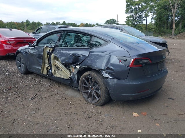 2023 TESLA MODEL 3 5YJ3E1EA7PF690055 Photo 2