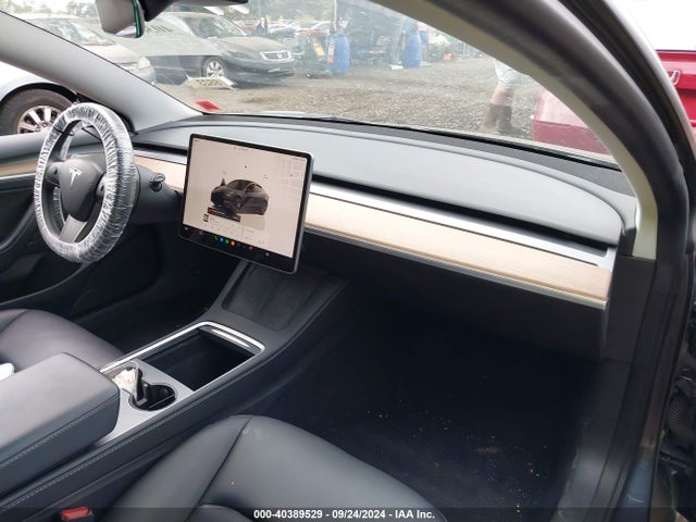 2023 TESLA MODEL 3 5YJ3E1EA7PF690055 Photo 4