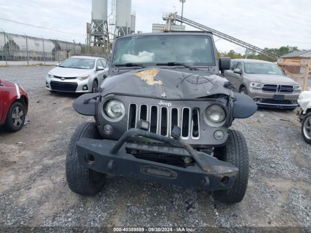1C4HJWEG2GL278481 Jeep Wrangler Unlimited Sahara