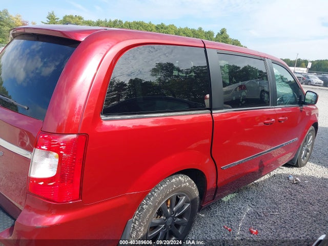 2C4RC1HG8ER409267 Chrysler Town & Country S