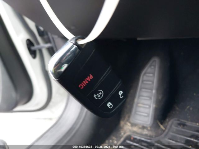 ZACCJABT9GPD11003 Jeep Renegade 75th Anniversary