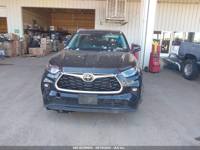 Toyota Highlander Xle 2022 5TDGZRAH7NS130083 Image 12