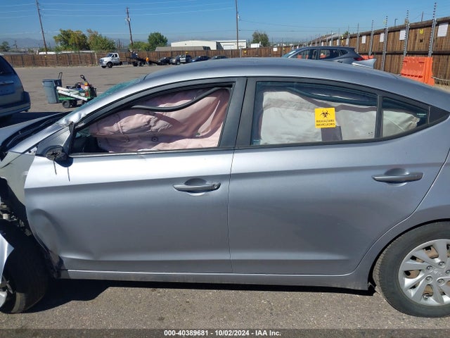 Hyundai ELANTRA SE 2017 5NPD74LFXHH148904 Image 13