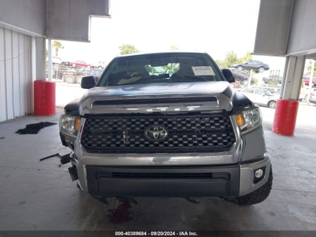 5TFEY5F10MX281158 Toyota Tundra Sr5
