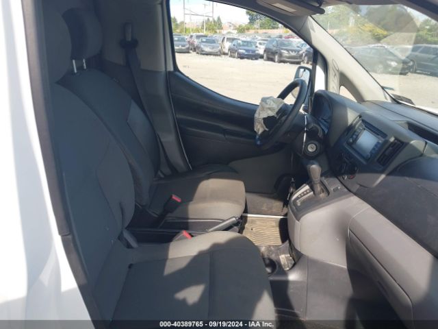 3N6CM0KN8KK699140 Nissan NV200 SV