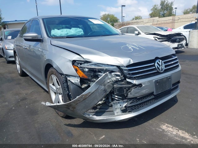 1VWBP7A35EC003310 Volkswagen Passat 2.5l Se